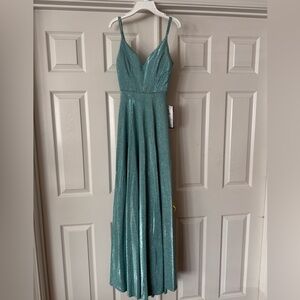 B.Darlin sparkly formal dress. Super cute. Tags